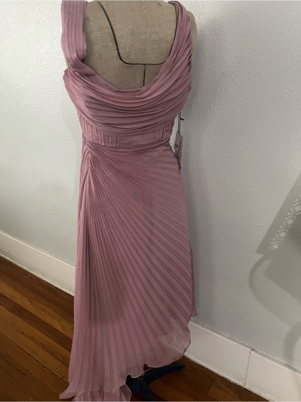 AMUR Joelle Pleated Drape Dress Size 2P 
Retails $649 NWT - Picture 8 of 10